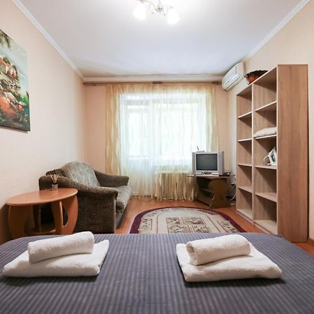 Апартаменти Неподалік Трц Гулівер, М. Палац Спорту Kyiv Exterior foto